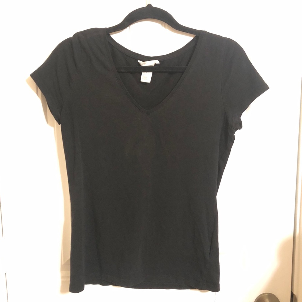 H&M basics short sleeve v neck t shirt size m